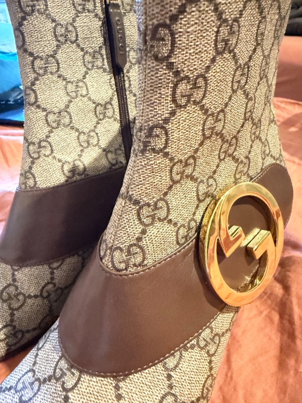 GUCCI Blondie GG Supreme Beige Ankle Booties﻿ Gold Logo Brown Leather Shoes - Picture 7 of 7